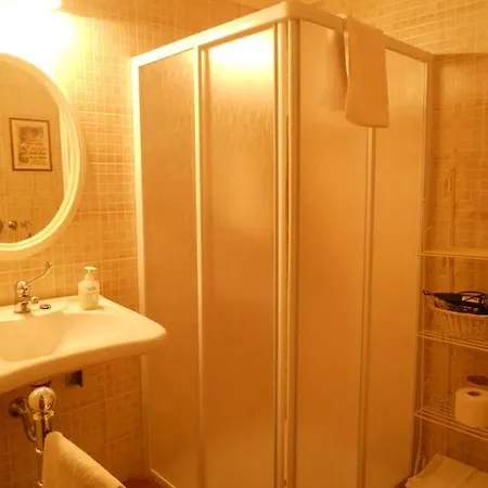 Oda ve Kahvaltı Olivanda Borgo a Buggiano